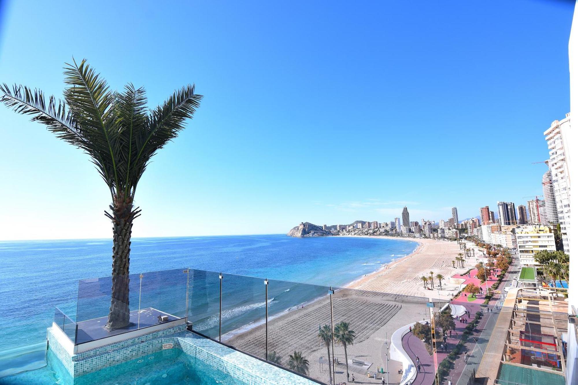 Apartamento De Lujo En Primera Linea De Playa Benidorm Exterior photo