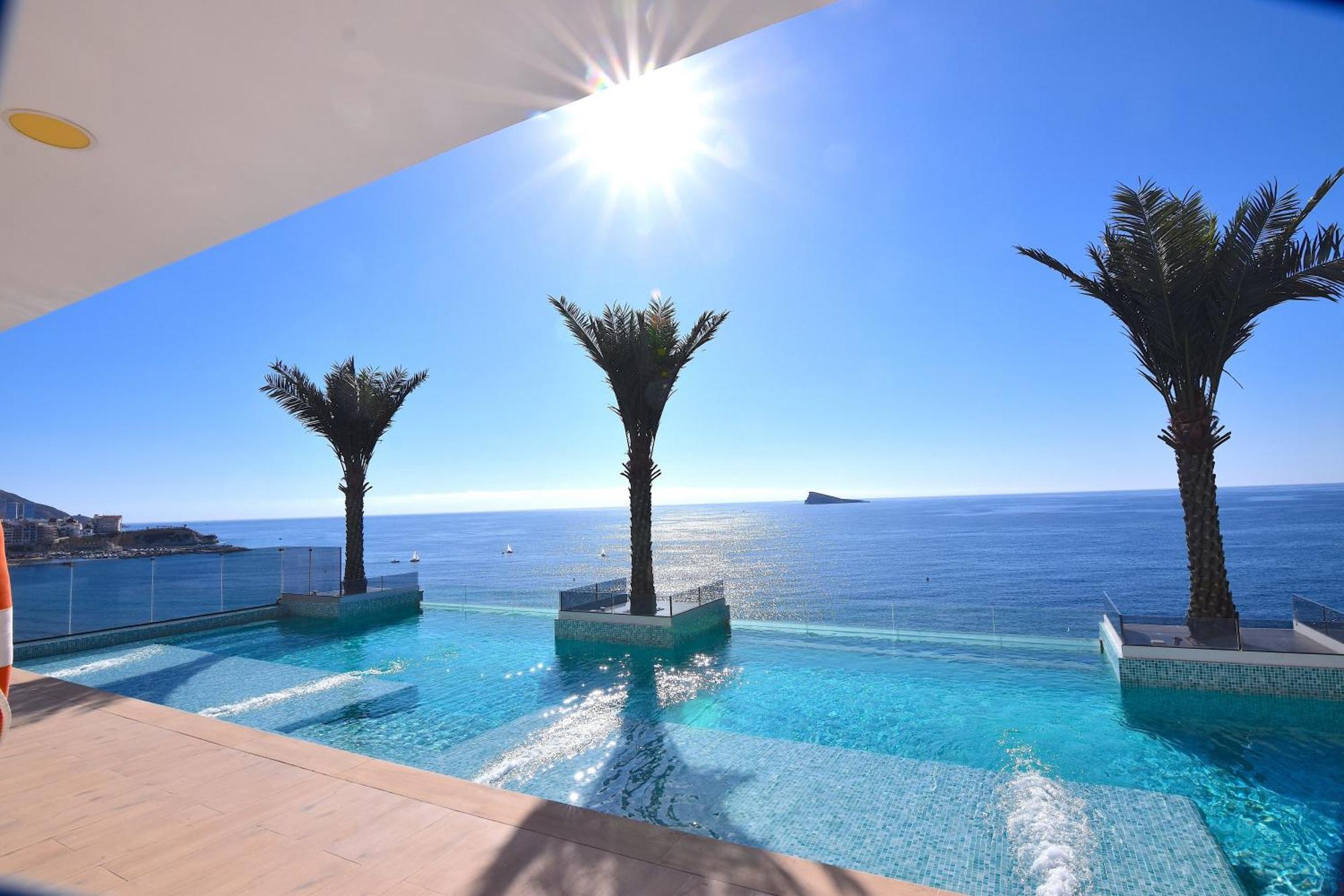 Apartamento De Lujo En Primera Linea De Playa Benidorm Exterior photo